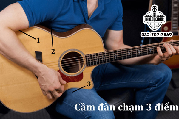 Vô đây coi tui hướng dẫn cách đánh đàn guitar cho người mới nè.