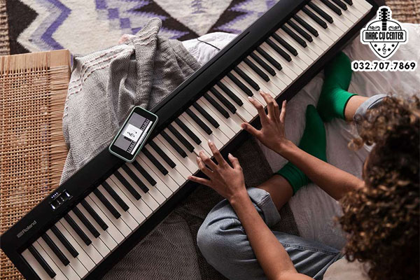 Đàn piano điện Roland FP-10 được nhiều người ưa chuộng