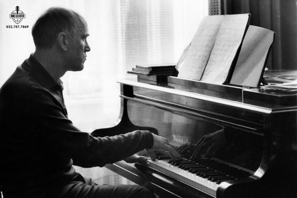 Nghệ sĩ Piano Sviatoslav Richter