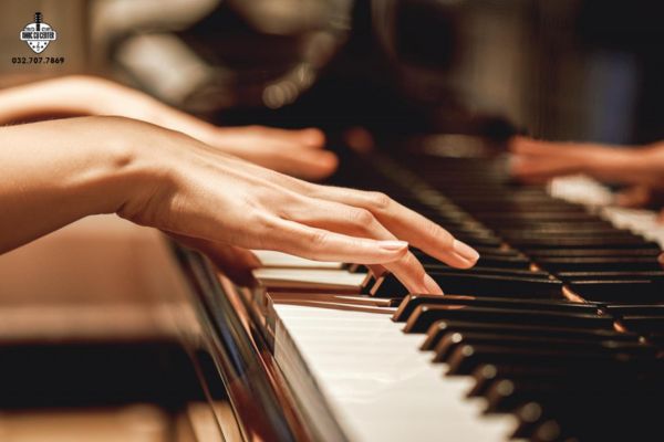 Chơi Piano mang lại những lợi ích nhất định