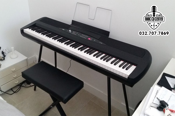 Đàn piano điện dễ di chuyển nhưng chất lượng âm thanh không được đánh giá cao