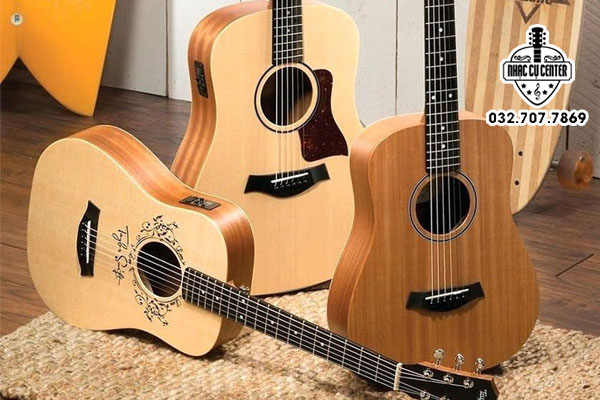 Mẫu đàn guitar acoustic tạo nên âm thanh vang, thường được dùng để đệm hát