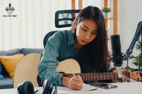 giáo trình học Guitar thumbnail