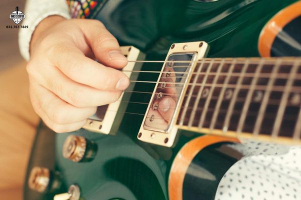Đàn Guitar điện là gì? Lịch sử & Cách chọn chuẩn nhất 2 Các tiêu chí chọn guitar điện phù hợp
