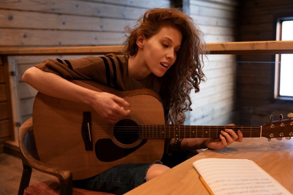 Cách người mới nên tiếp cận giáo trình Guitar Acoustic