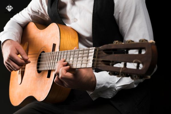 Cây đàn Guitar Classic đắt nhất thế giới hiện nay
