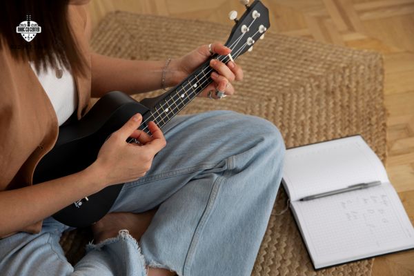 Những bước chuẩn bị trước khi lên dây Ukulele