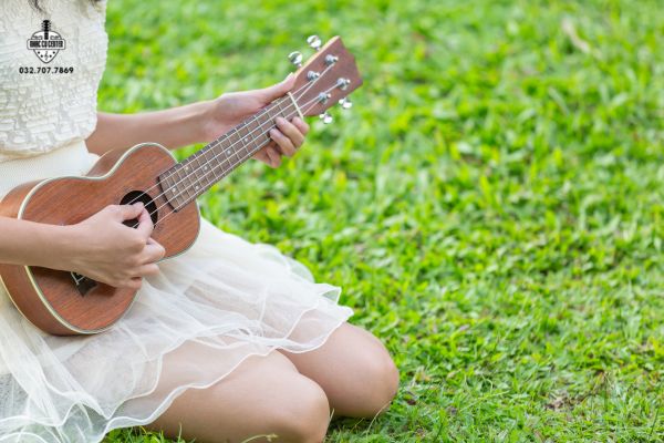 Tìm hiểu về hợp âm đàn ukulele